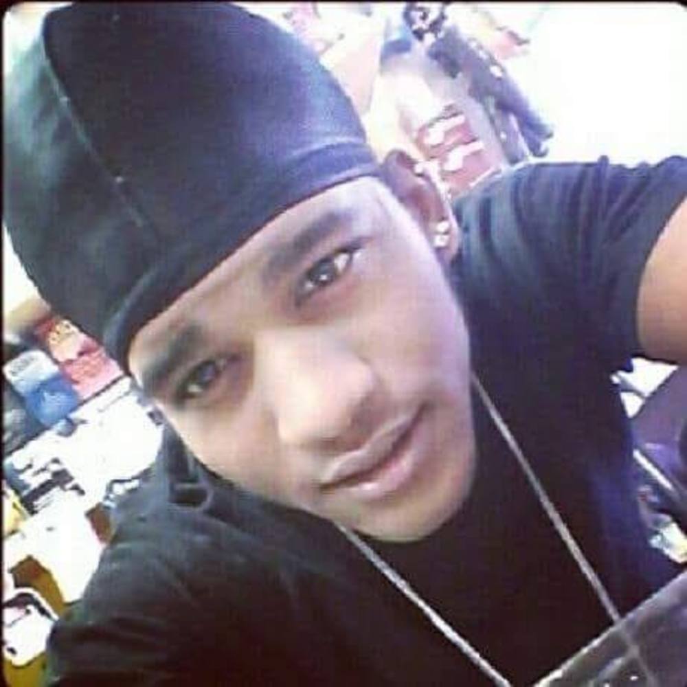 Meet your Posher, Sofoke